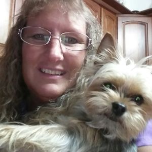 Meet your Posher, Angela